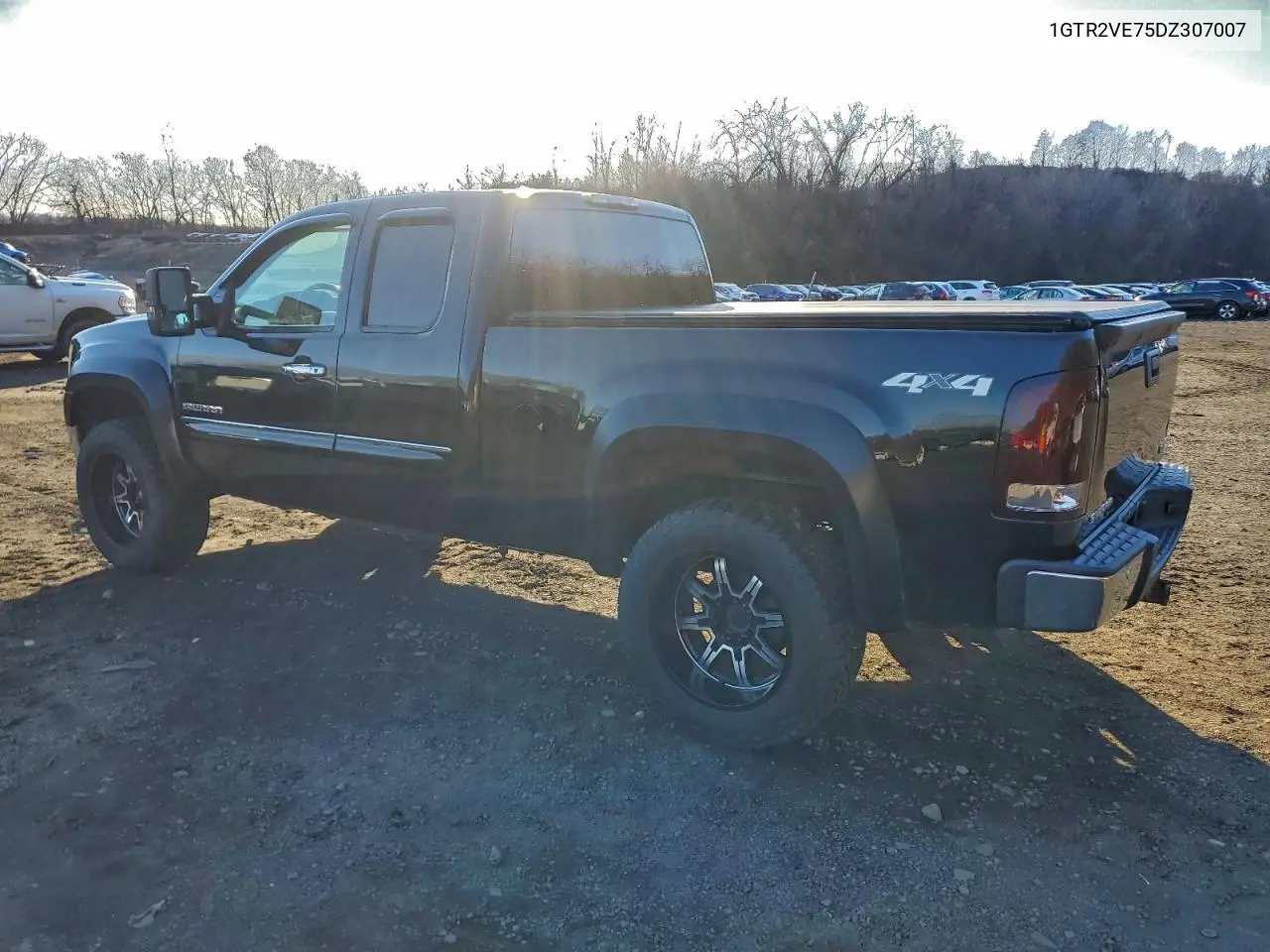 1GTR2VE75DZ307007 2013 GMC Sierra K1500 Sle