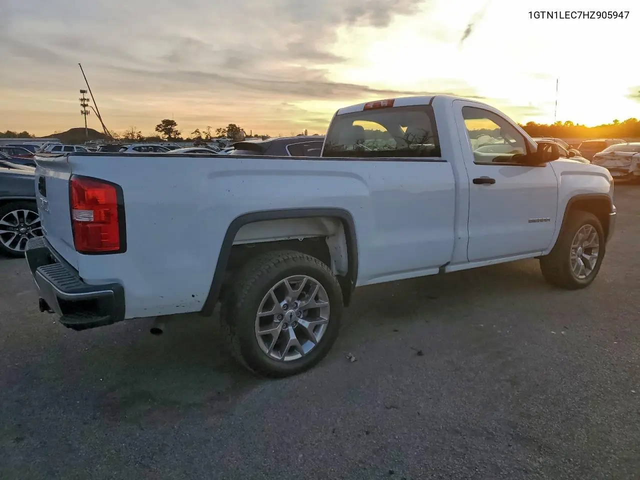 1GTN1LEC7HZ905947 2017 GMC Sierra C1500