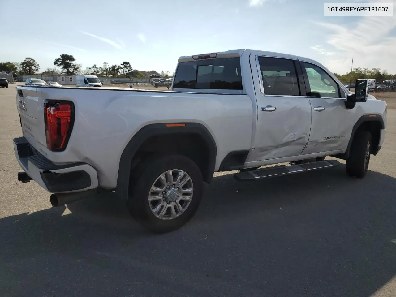 1GT49REY6PF181607 2023 GMC Sierra K2500 Denali