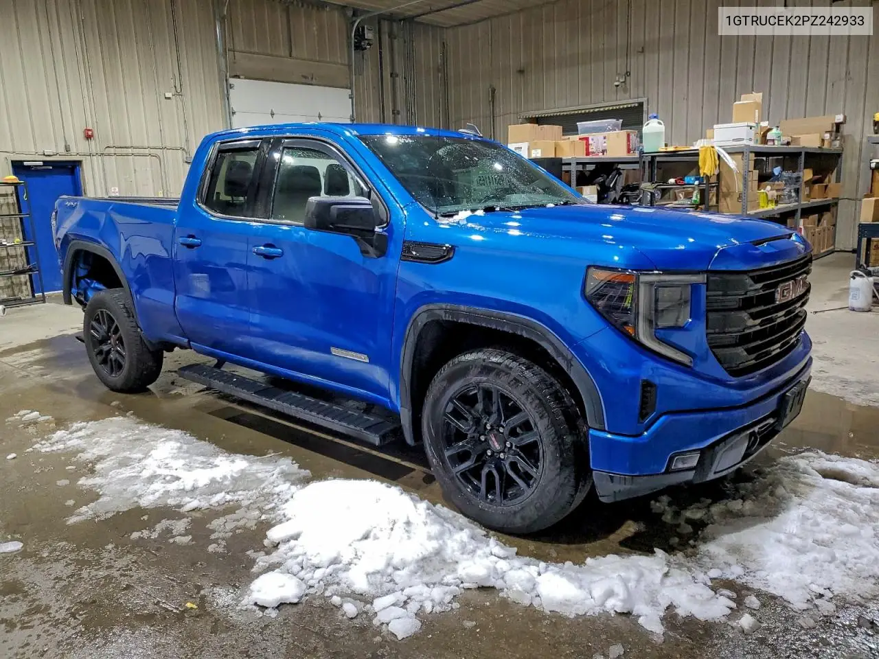 1GTRUCEK2PZ242933 2023 GMC Sierra K1500 Elevation