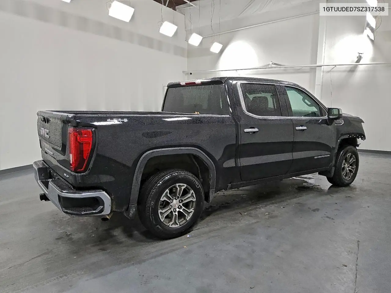 1GTUUDED7SZ317538 2025 GMC Sierra K1500 Slt
