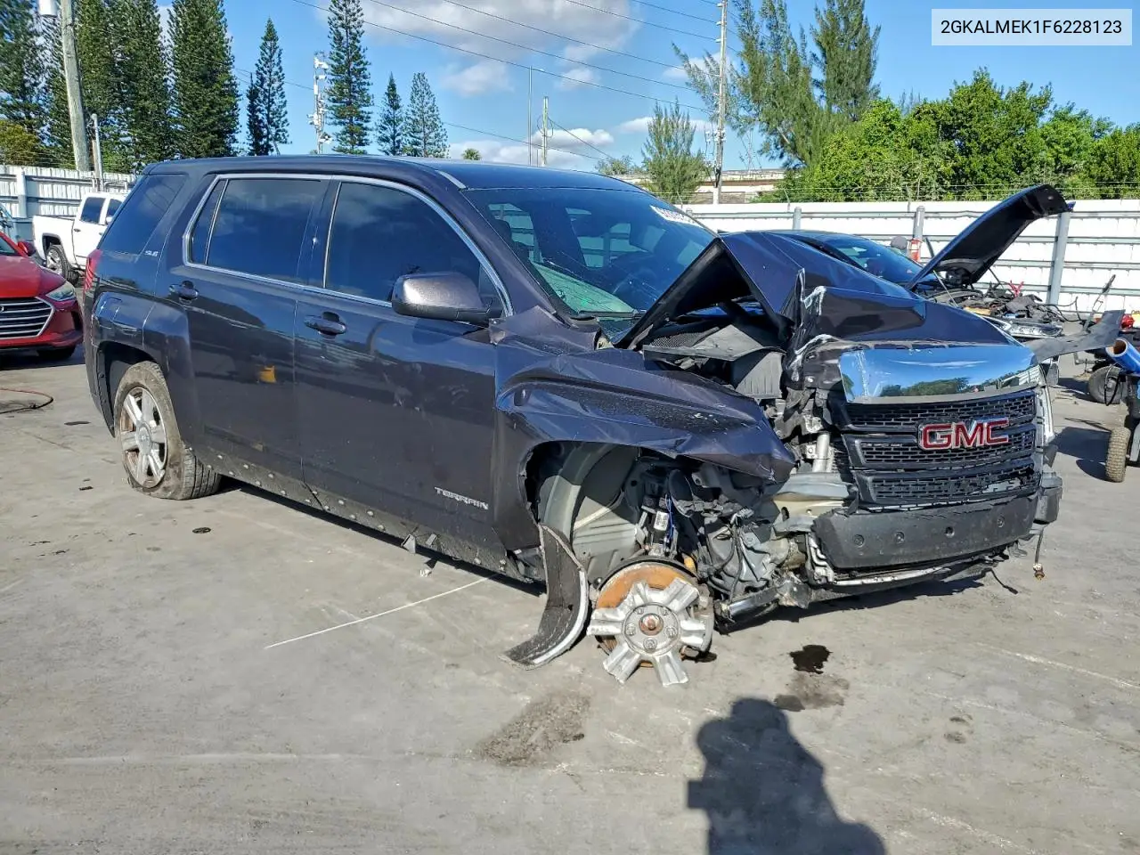 2GKALMEK1F6228123 2015 GMC Terrain Sle