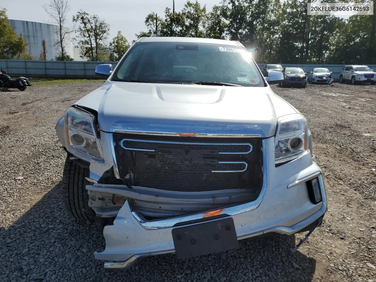 2GKFLUE36G6142693 2016 GMC Terrain Slt