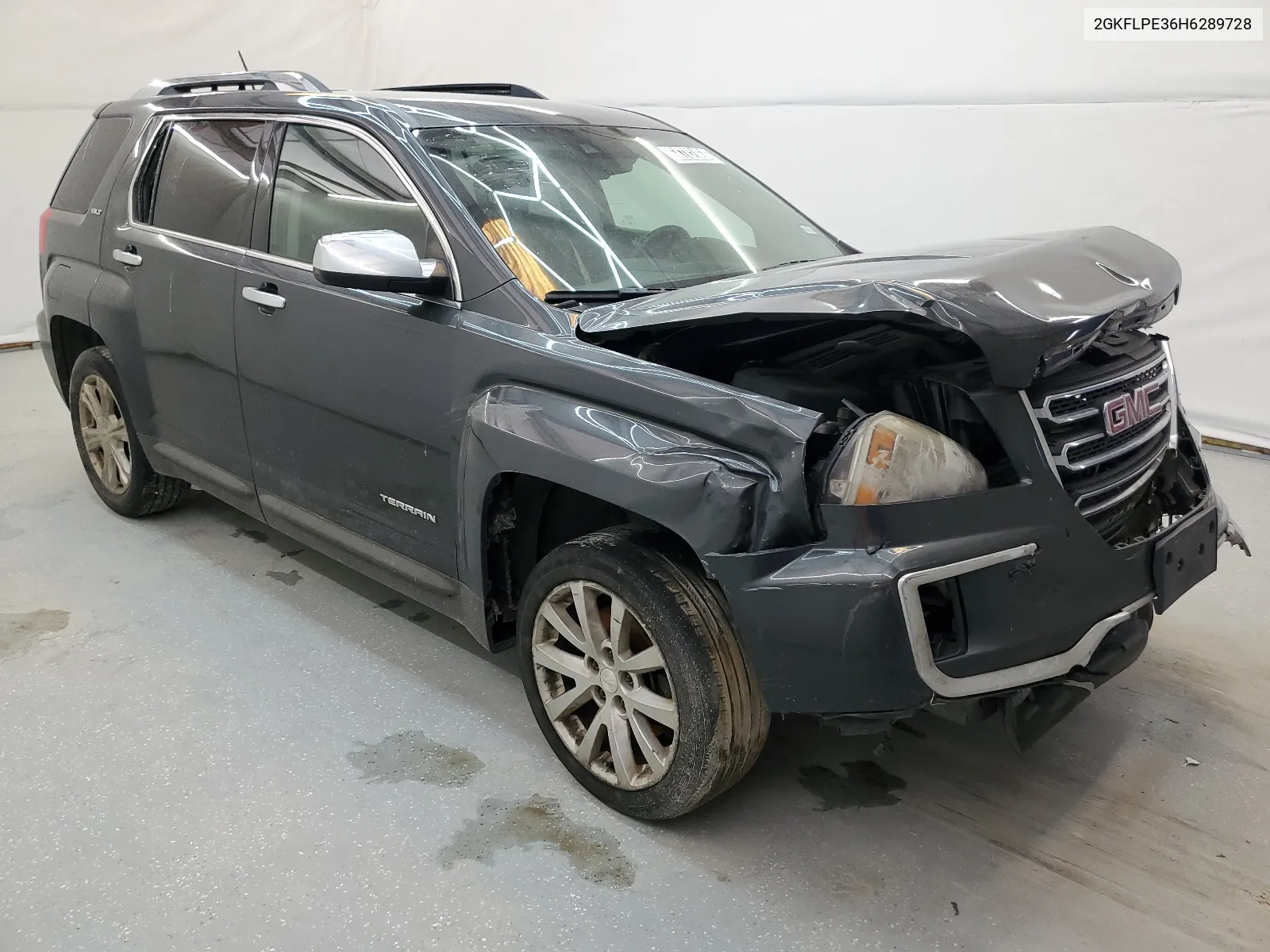 2GKFLPE36H6289728 2017 GMC Terrain Slt