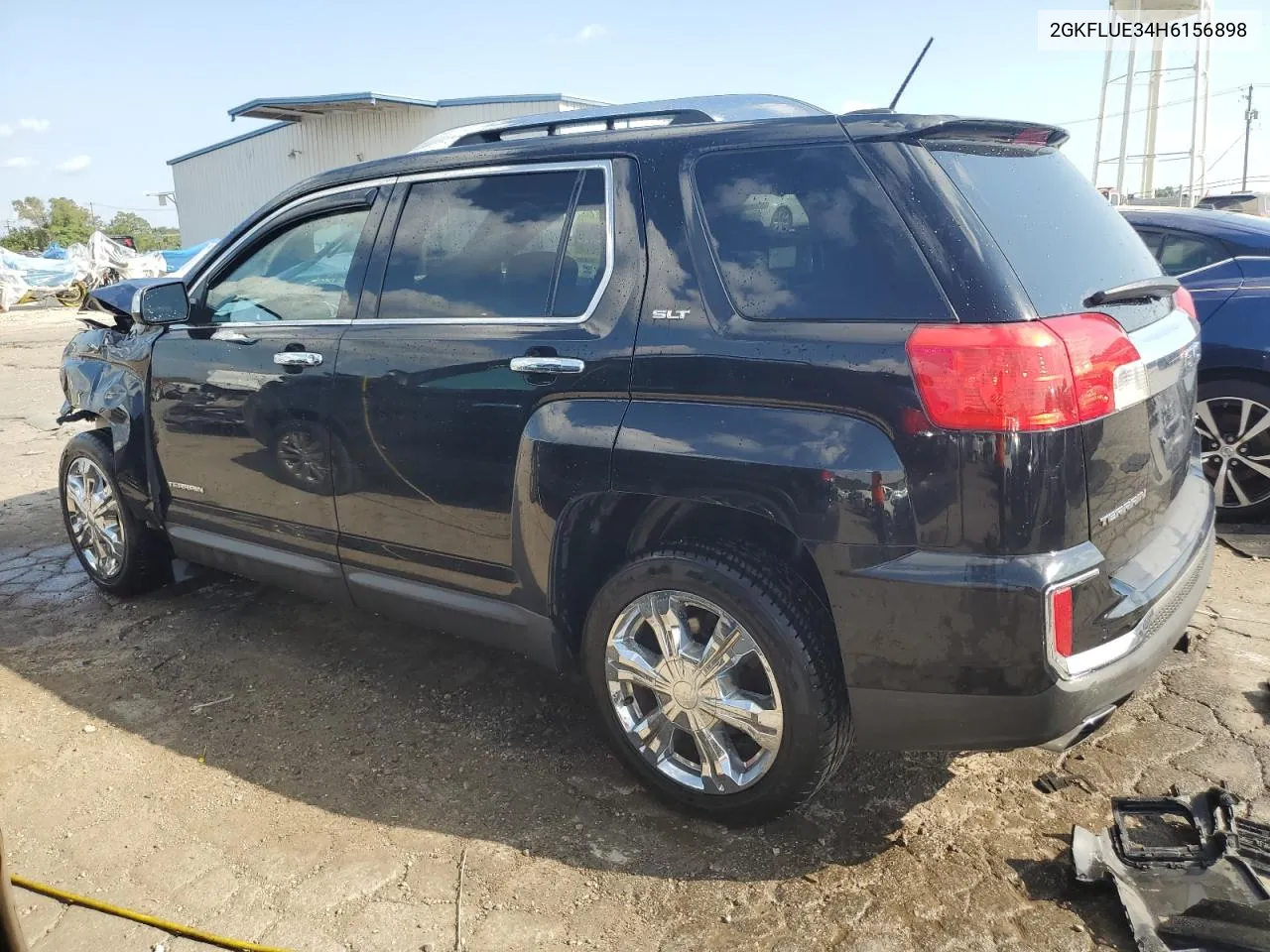 2GKFLUE34H6156898 2017 GMC Terrain Slt