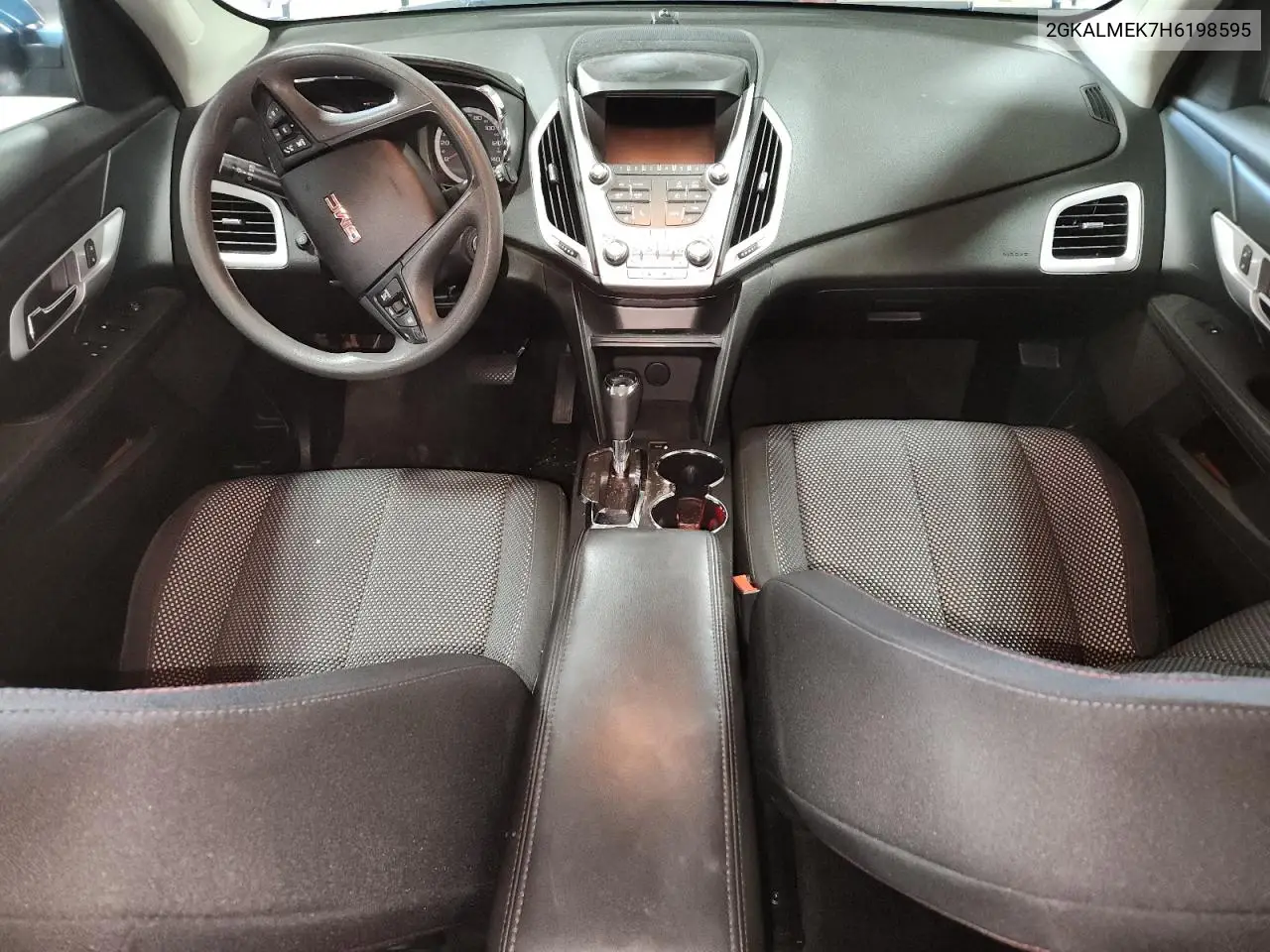 2GKALMEK7H6198595 2017 GMC Terrain Sle