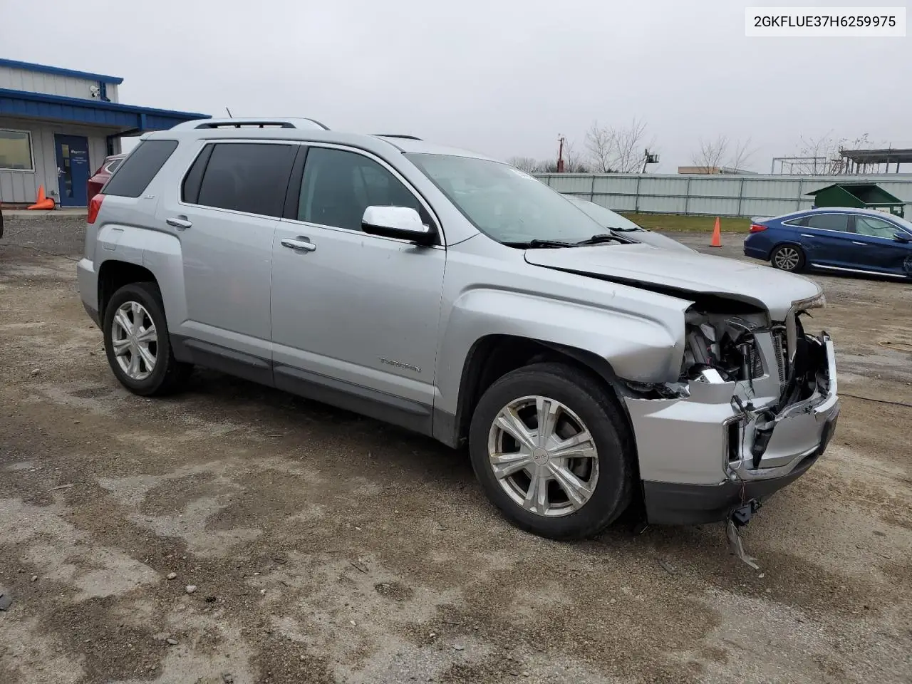 2GKFLUE37H6259975 2017 GMC Terrain Slt