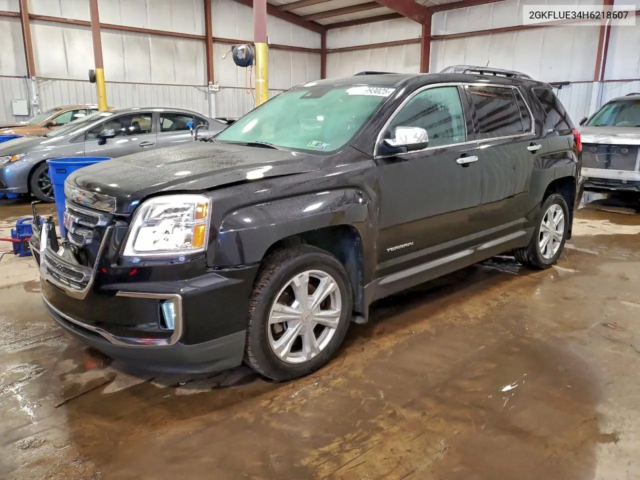 2GKFLUE34H6218607 2017 GMC Terrain Slt