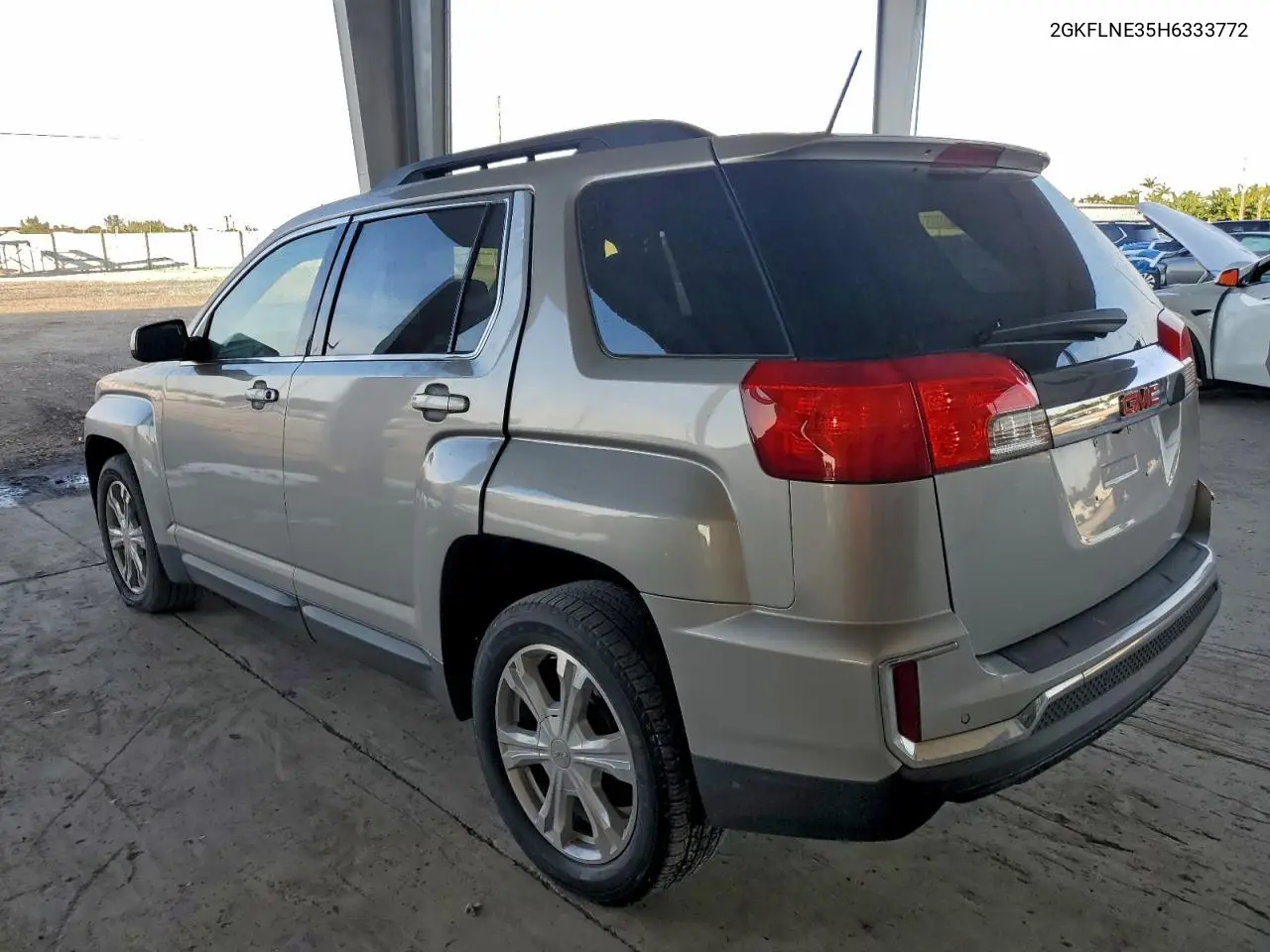 2GKFLNE35H6333772 2017 GMC Terrain Sle