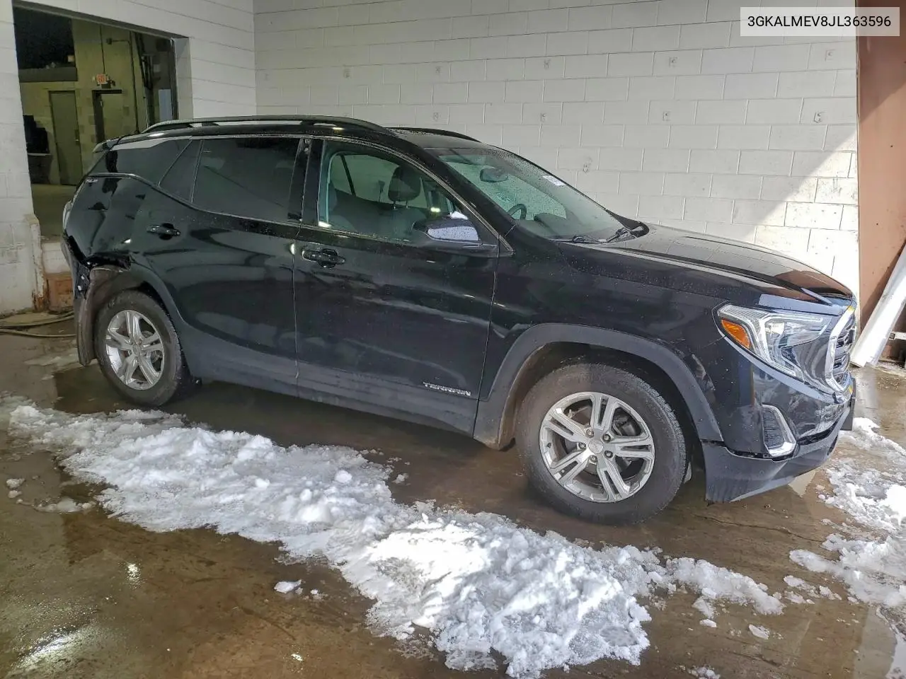 3GKALMEV8JL363596 2018 GMC Terrain Sle