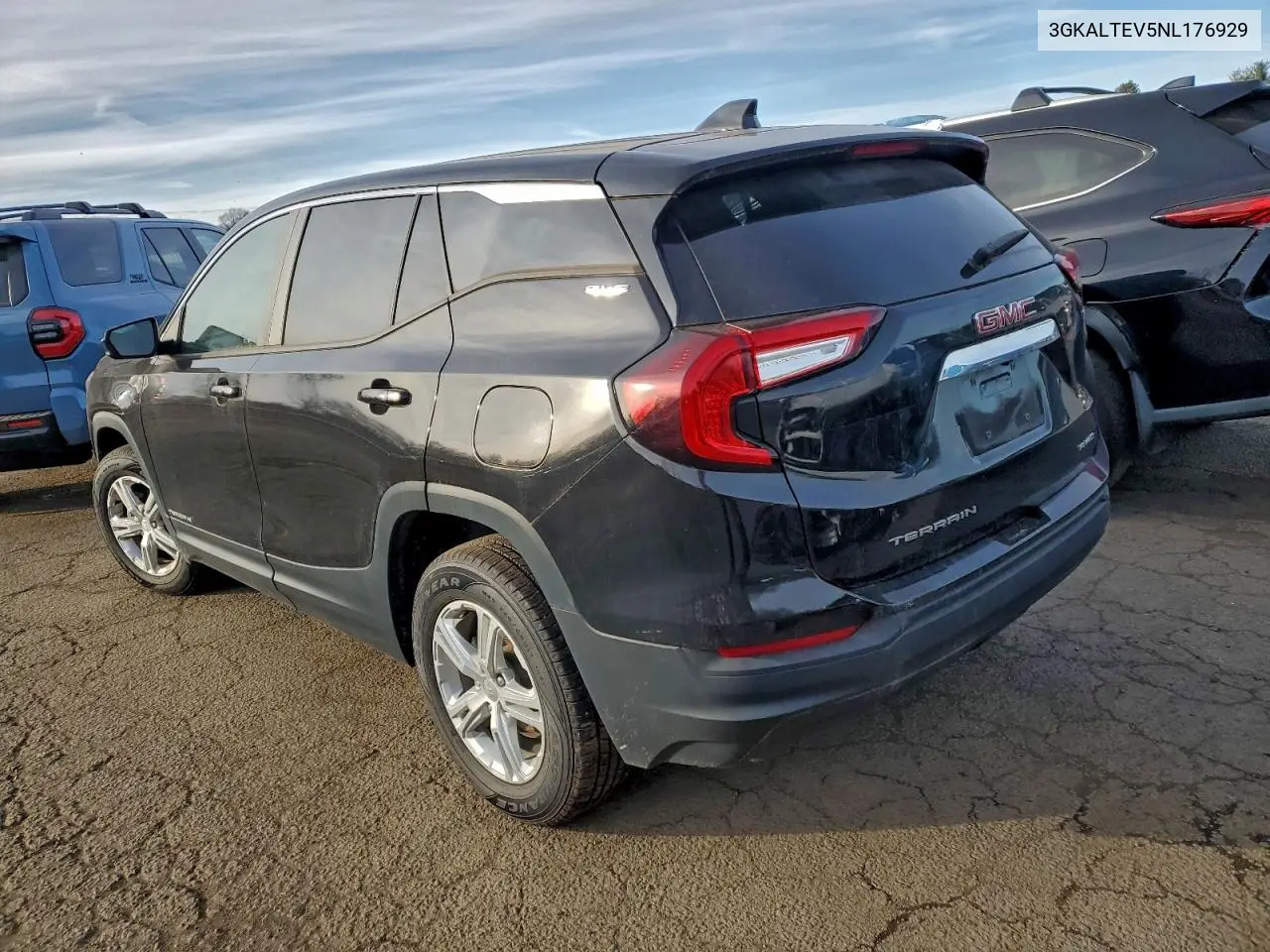 3GKALTEV5NL176929 2022 GMC Terrain Sle