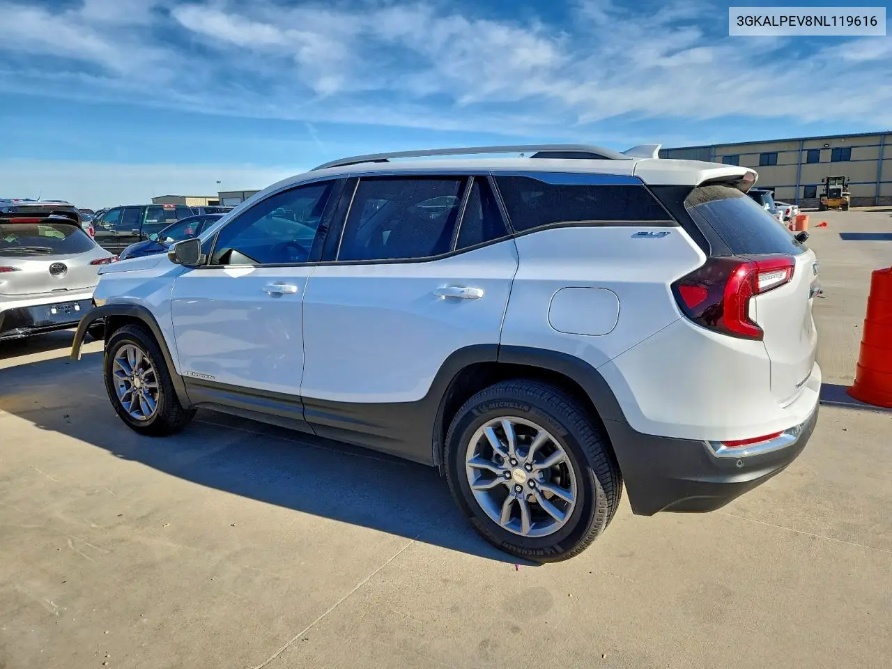 3GKALPEV8NL119616 2022 GMC Terrain Slt
