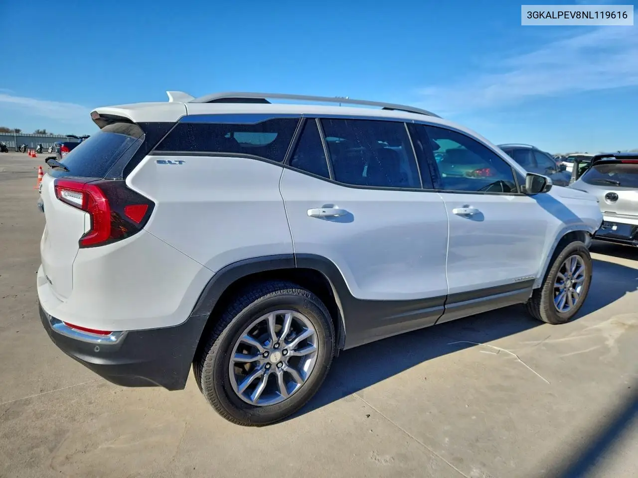 3GKALPEV8NL119616 2022 GMC Terrain Slt