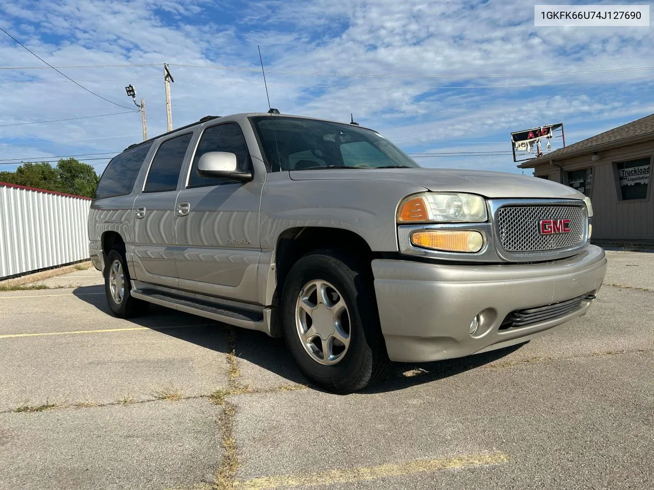 2004 GMC Yukon Xl Denali VIN: 1GKFK66U74J127690 Lot: 72825954