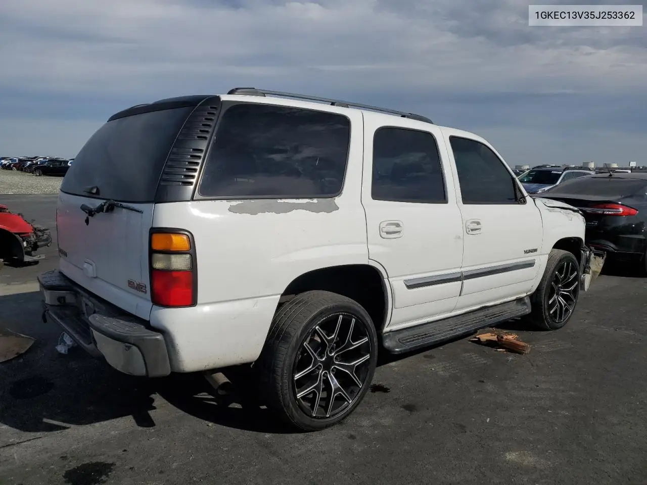 1GKEC13V35J253362 2005 GMC Yukon