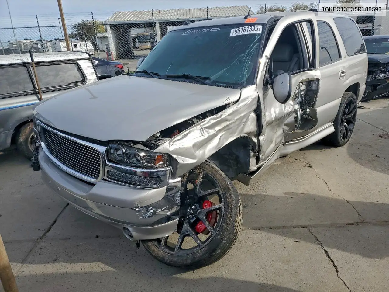 1GKEC13T35R188593 2005 GMC Yukon