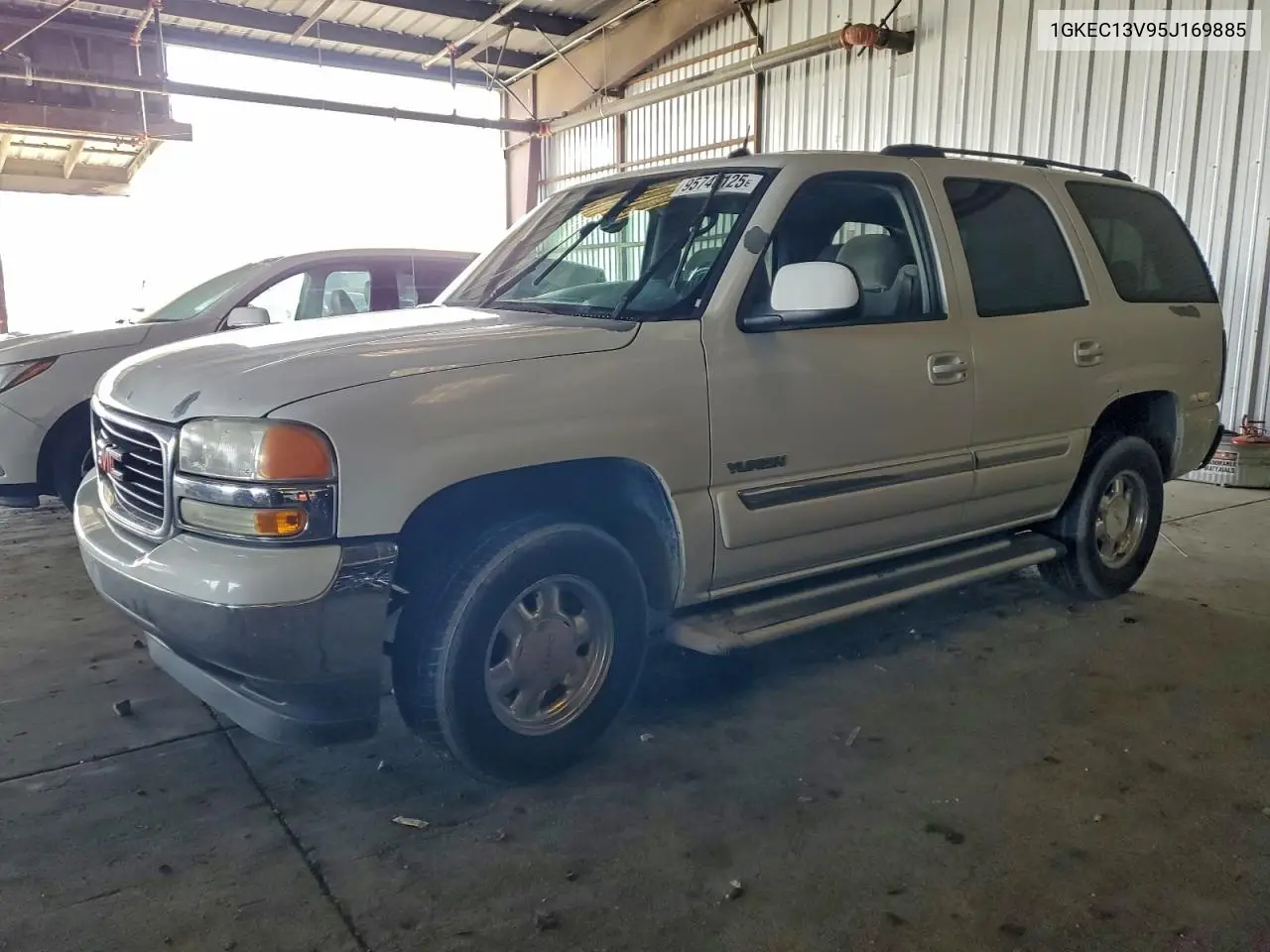 1GKEC13V95J169885 2005 GMC Yukon