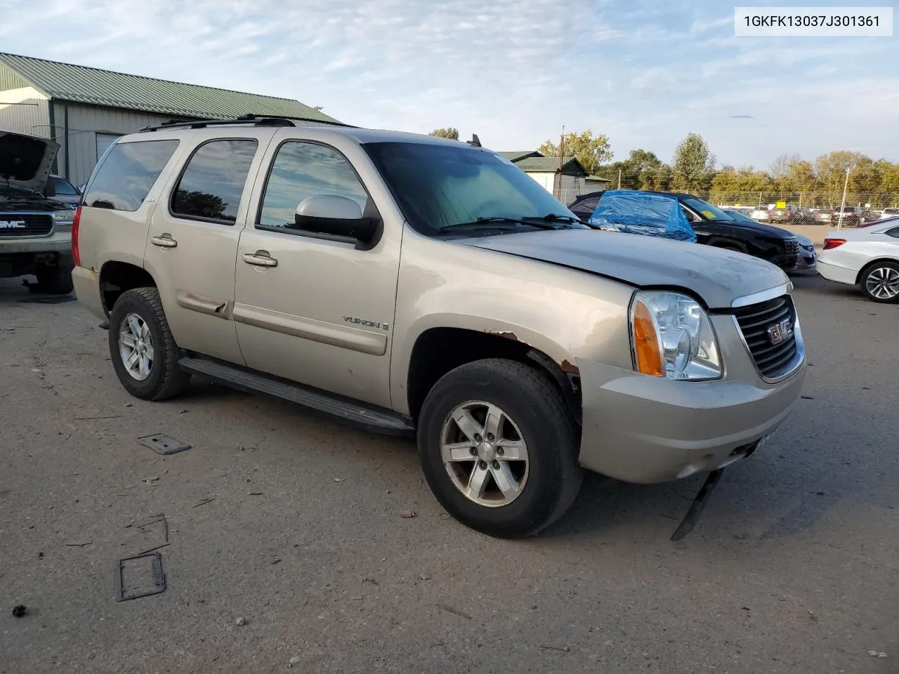 2007 GMC Yukon VIN: 1GKFK13037J301361 Lot: 73737044