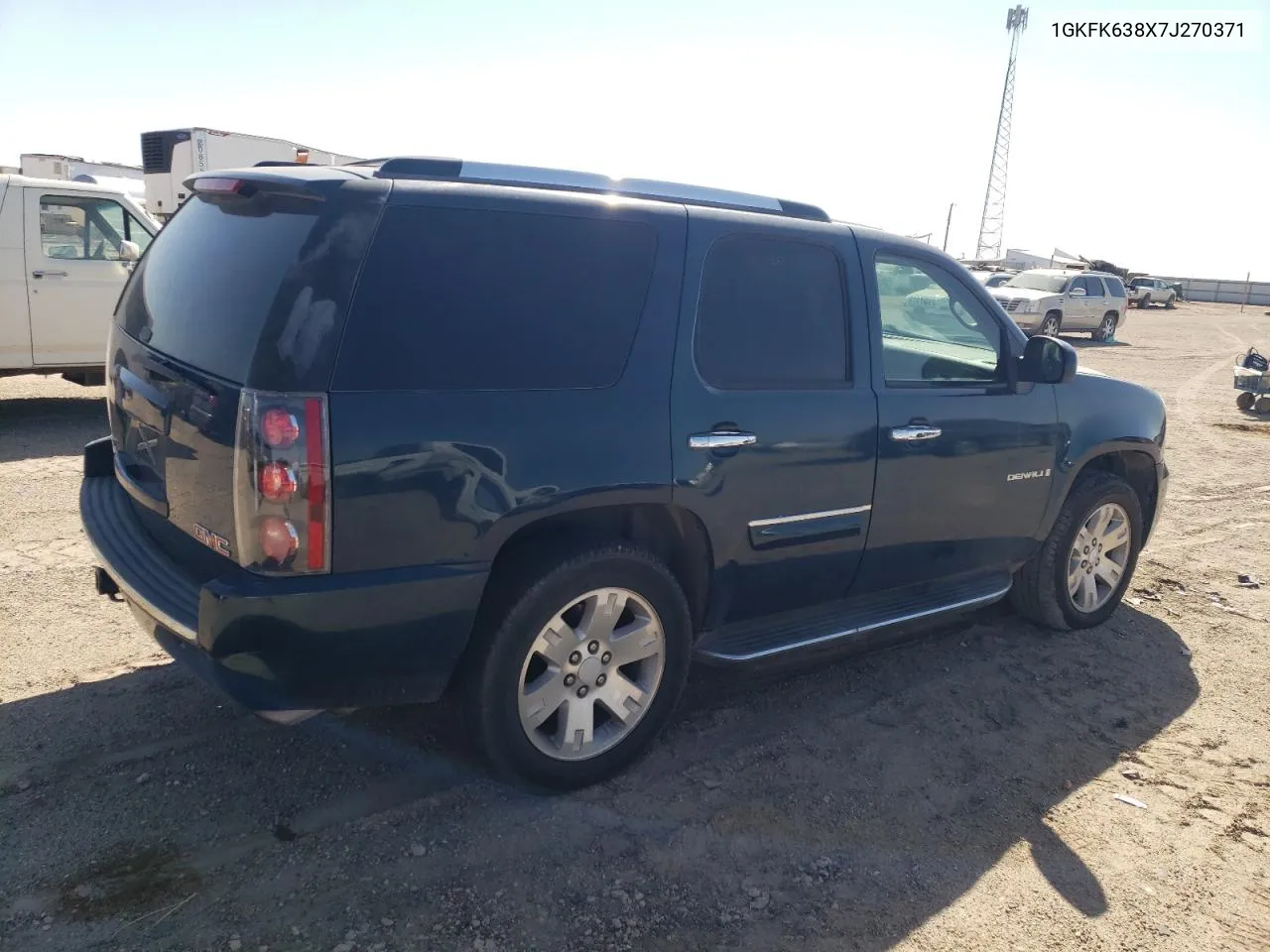 1GKFK638X7J270371 2007 GMC Yukon Denali