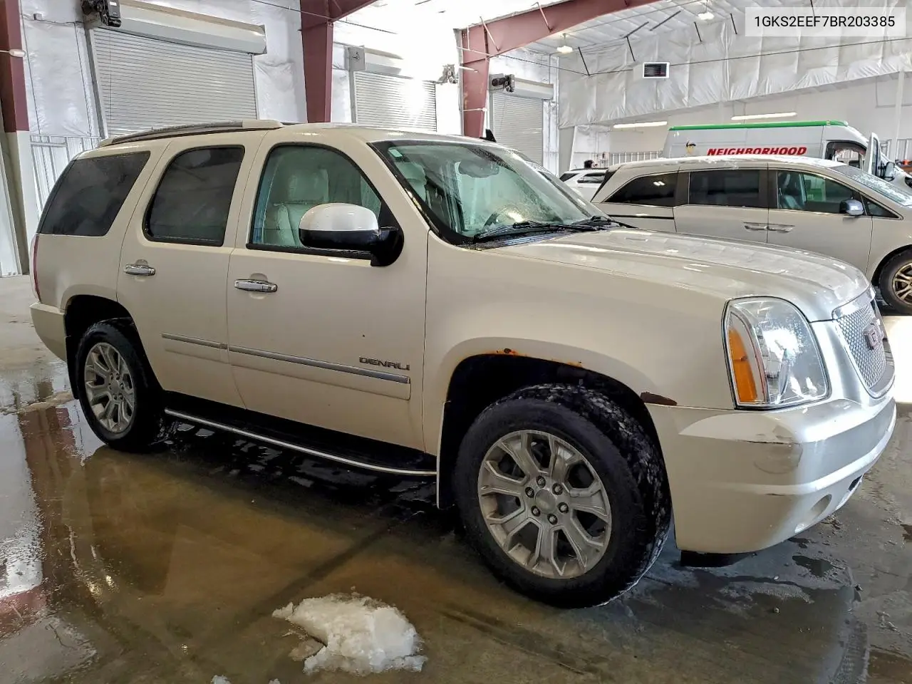 1GKS2EEF7BR203385 2011 GMC Yukon Denali