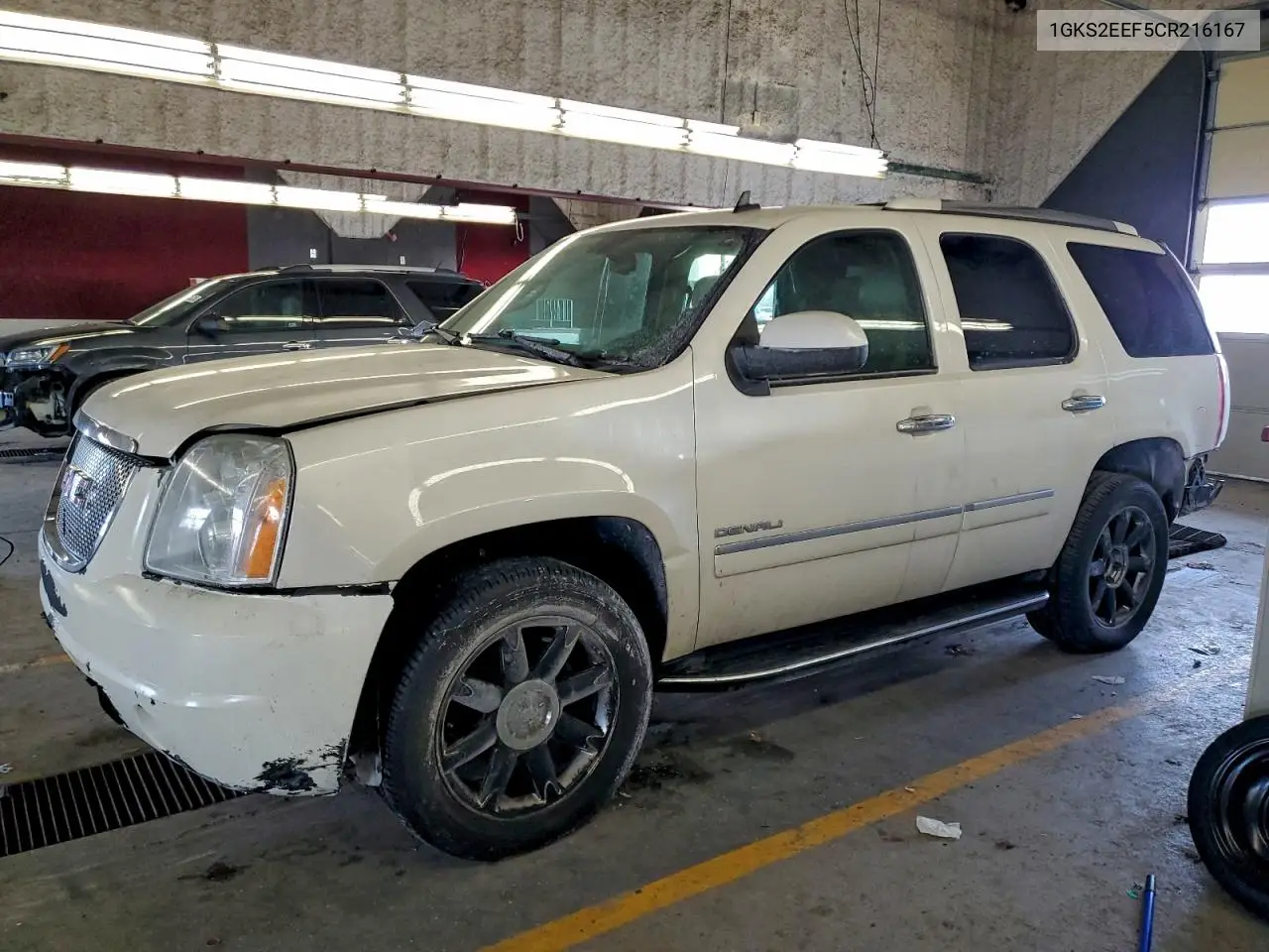 1GKS2EEF5CR216167 2012 GMC Yukon Denali
