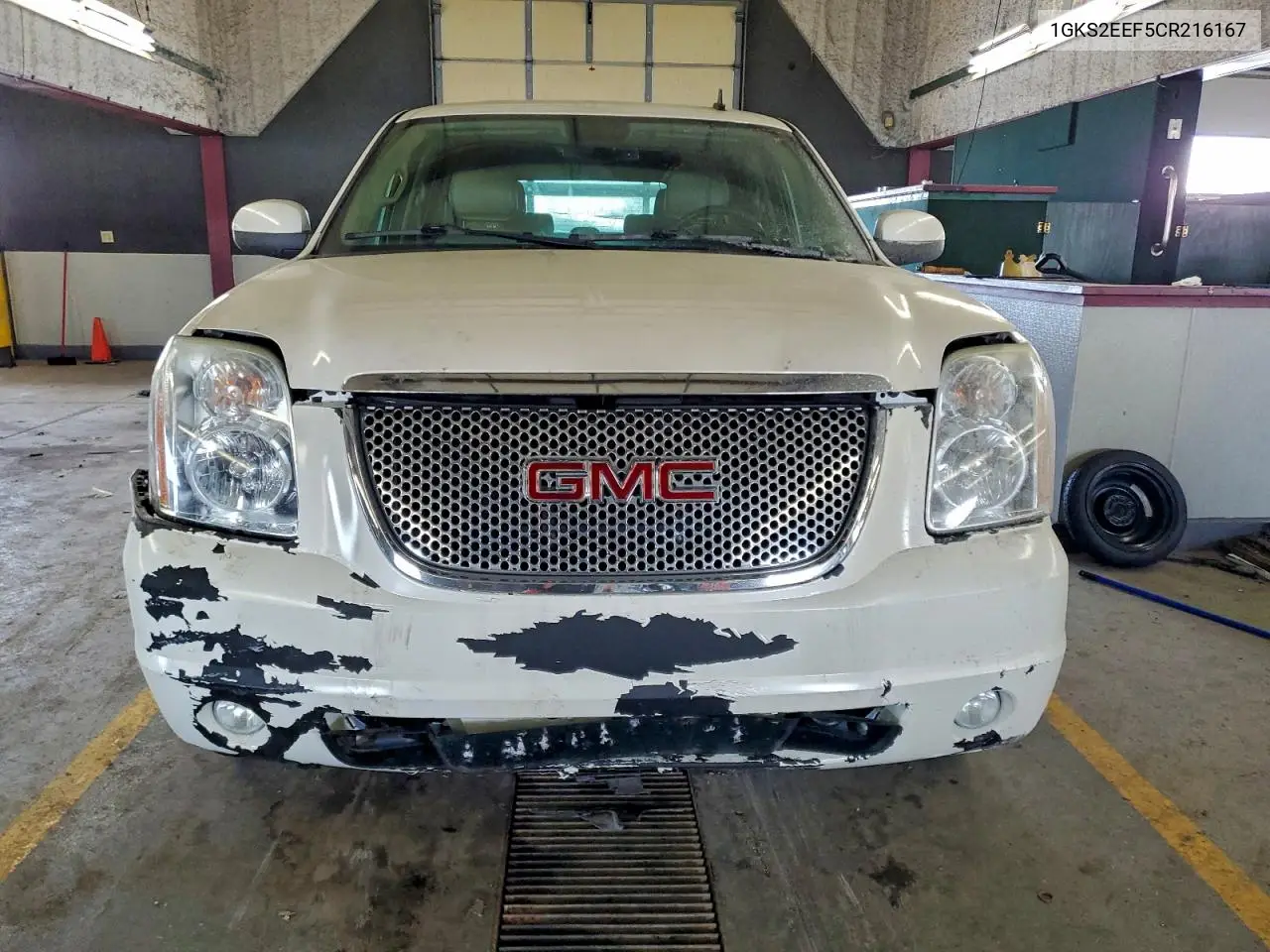 1GKS2EEF5CR216167 2012 GMC Yukon Denali