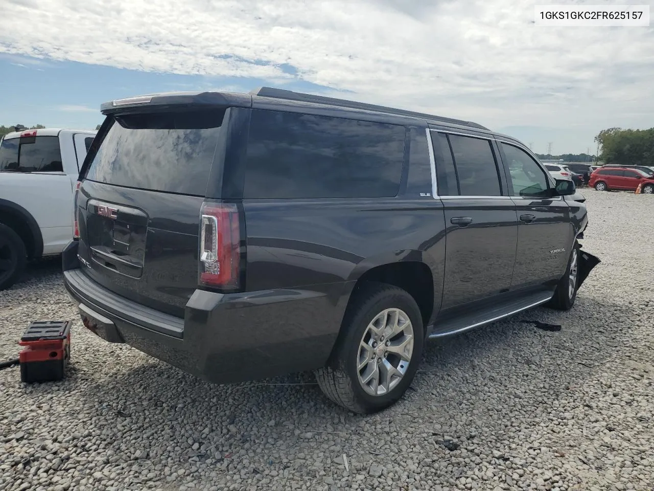 2015 GMC Yukon Xl C1500 Sle VIN: 1GKS1GKC2FR625157 Lot: 69628124