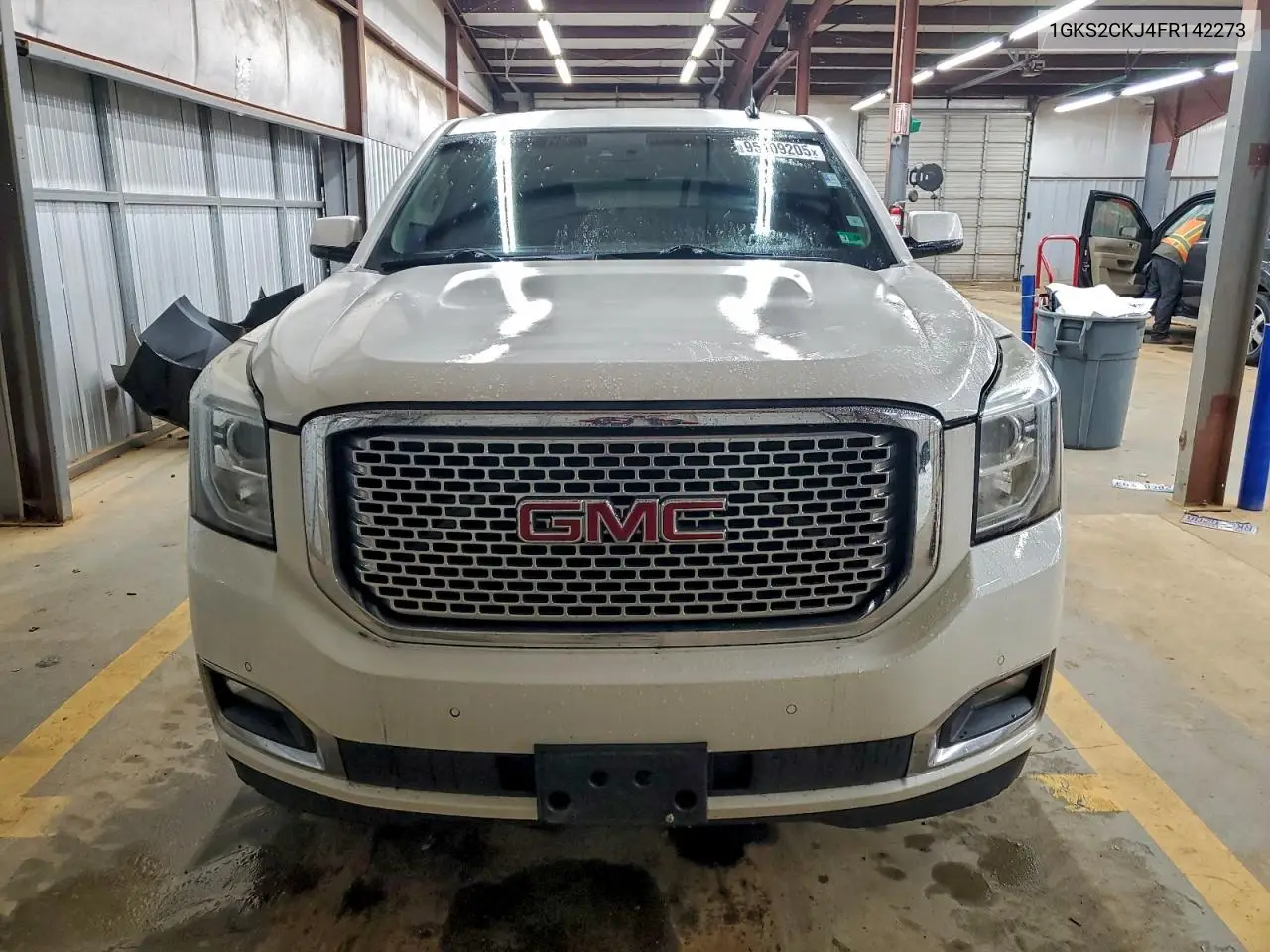 1GKS2CKJ4FR142273 2015 GMC Yukon Denali