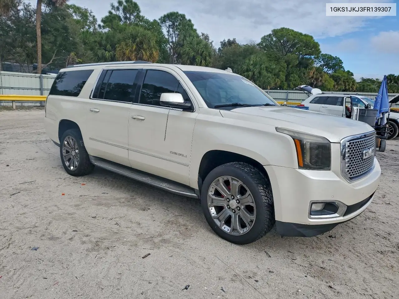 1GKS1JKJ3FR139307 2015 GMC Yukon Xl Denali