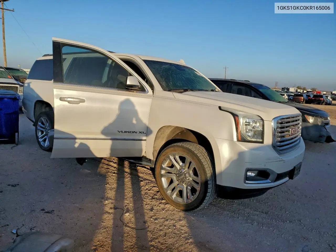 1GKS1GKC0KR165006 2019 GMC Yukon Xl C1500 Slt