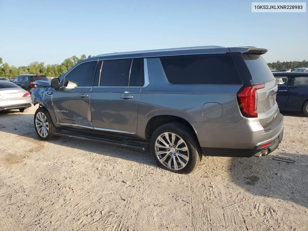 2022 GMC Yukon Xl Denali VIN: 1GKS2JKLXNR228983 Lot: 49653365