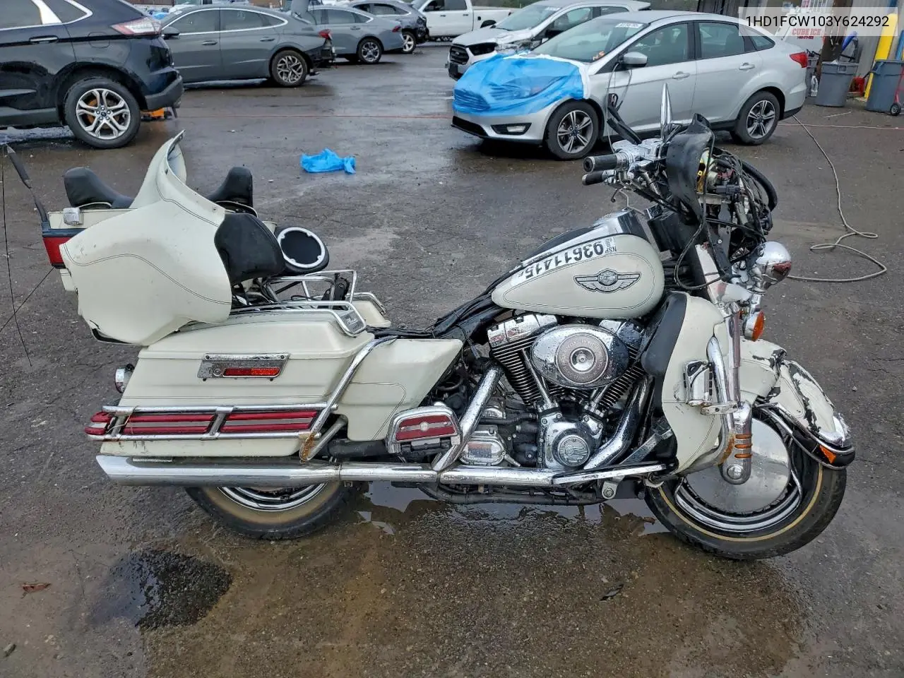 1HD1FCW103Y624292 2003 Harley-Davidson Flhtcui