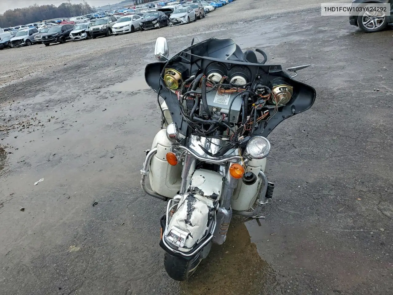 1HD1FCW103Y624292 2003 Harley-Davidson Flhtcui