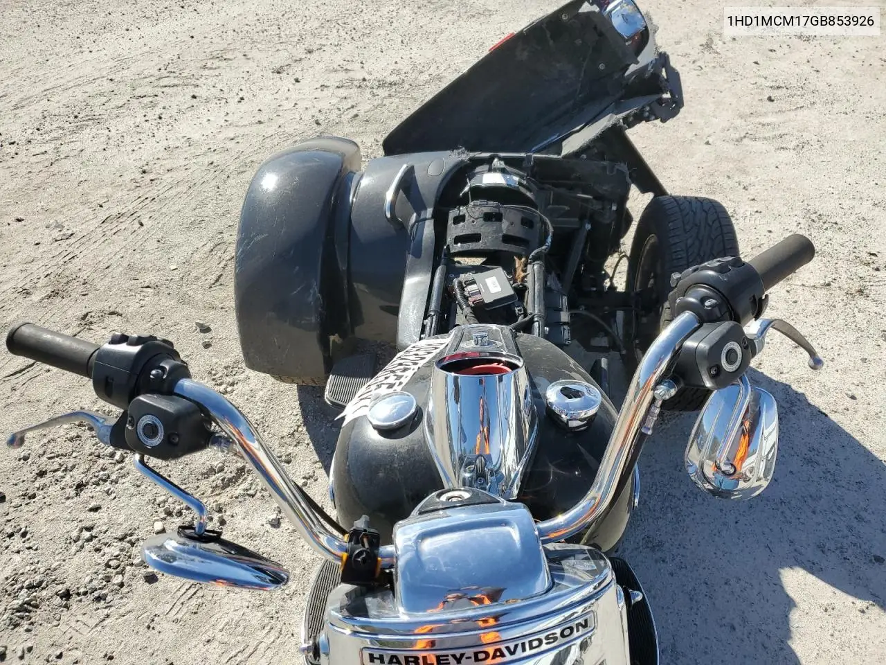 1HD1MCM17GB853926 2016 Harley-Davidson Flrt Free Wheeler