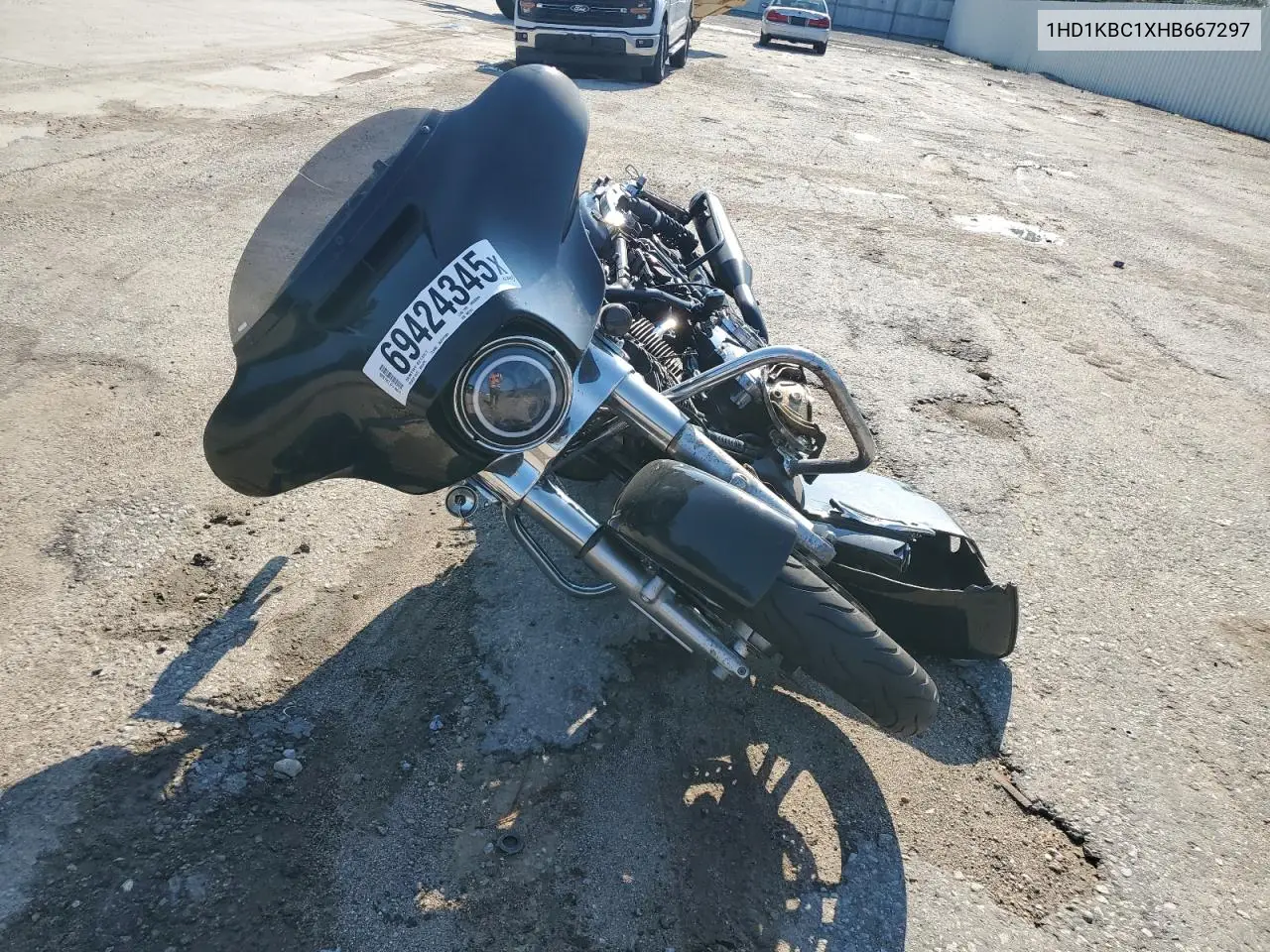 1HD1KBC1XHB667297 2017 Harley-Davidson Flhx Street Glide