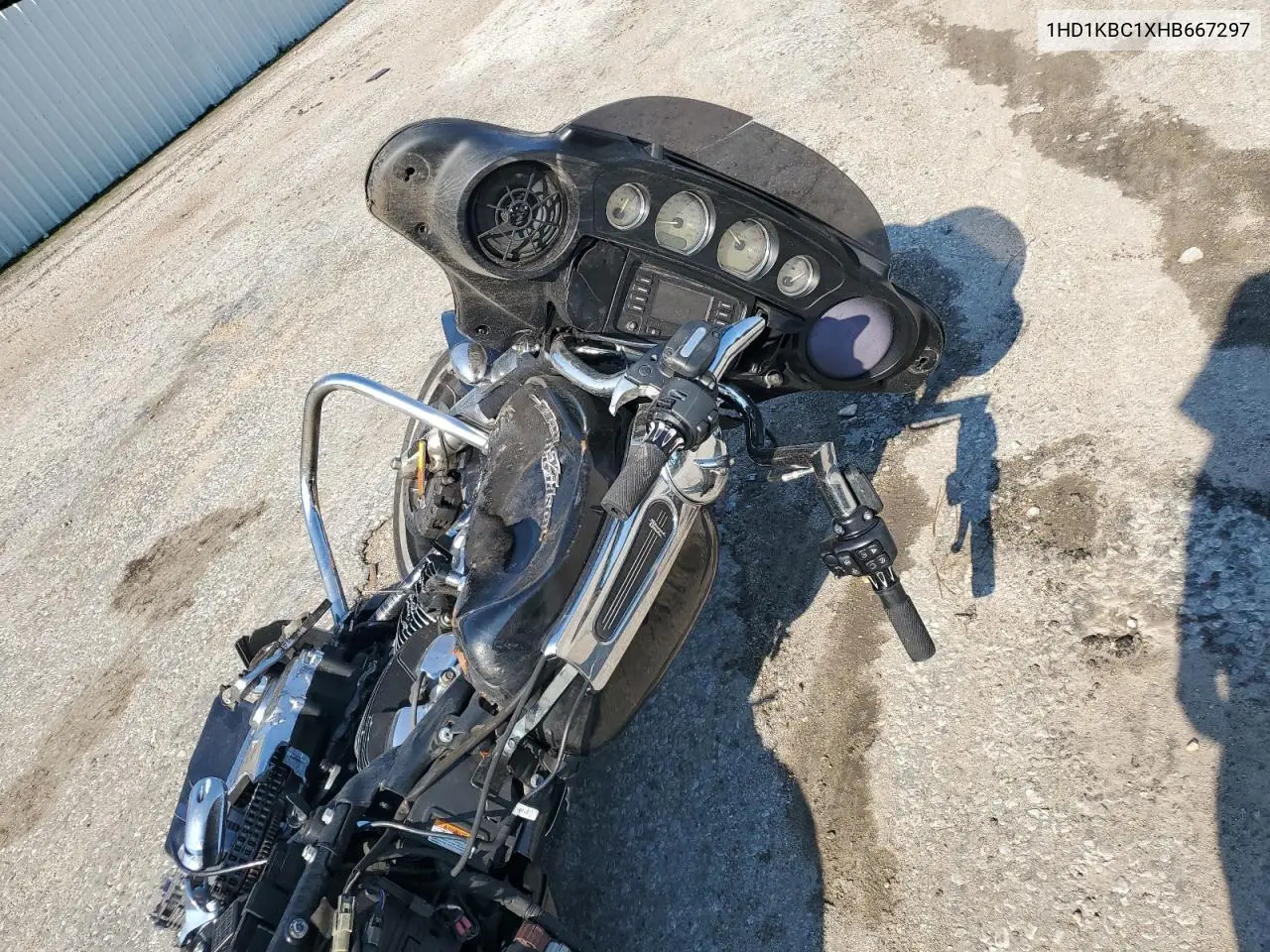 1HD1KBC1XHB667297 2017 Harley-Davidson Flhx Street Glide