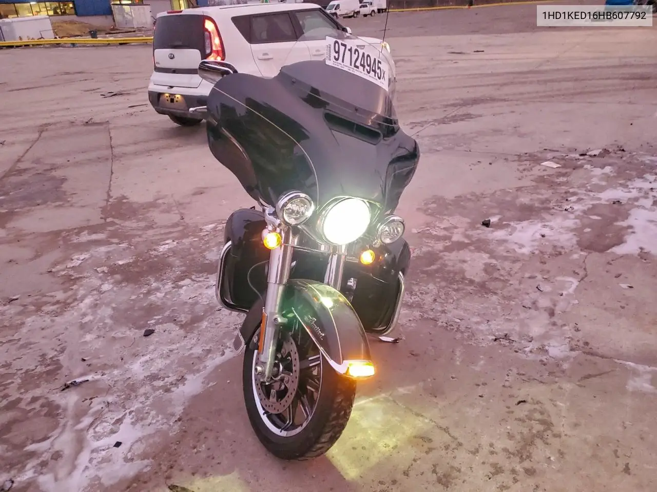 1HD1KED16HB607792 2017 Harley-Davidson Flhtk Ultra Limited