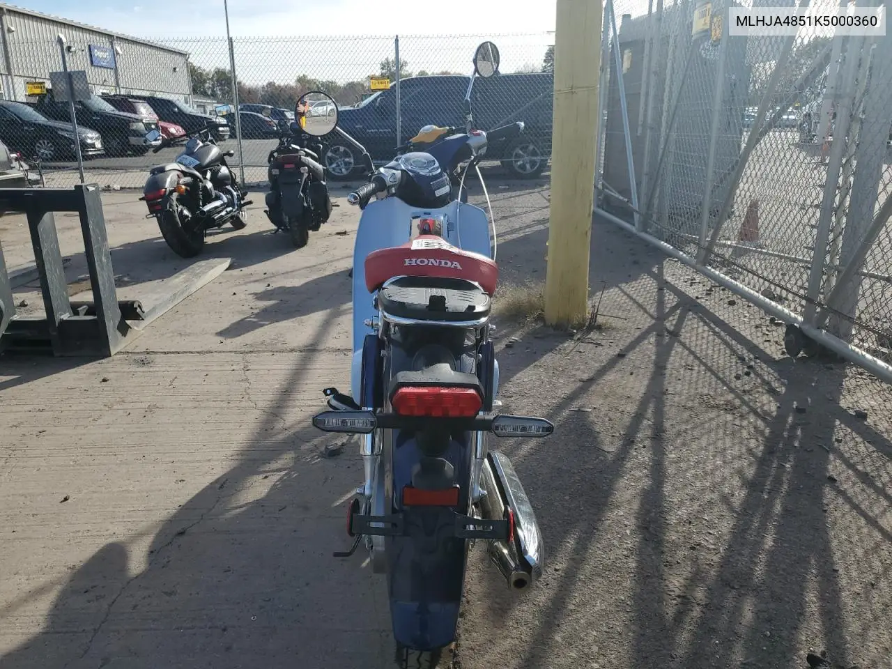 MLHJA4851K5000360 2019 Honda C125 A