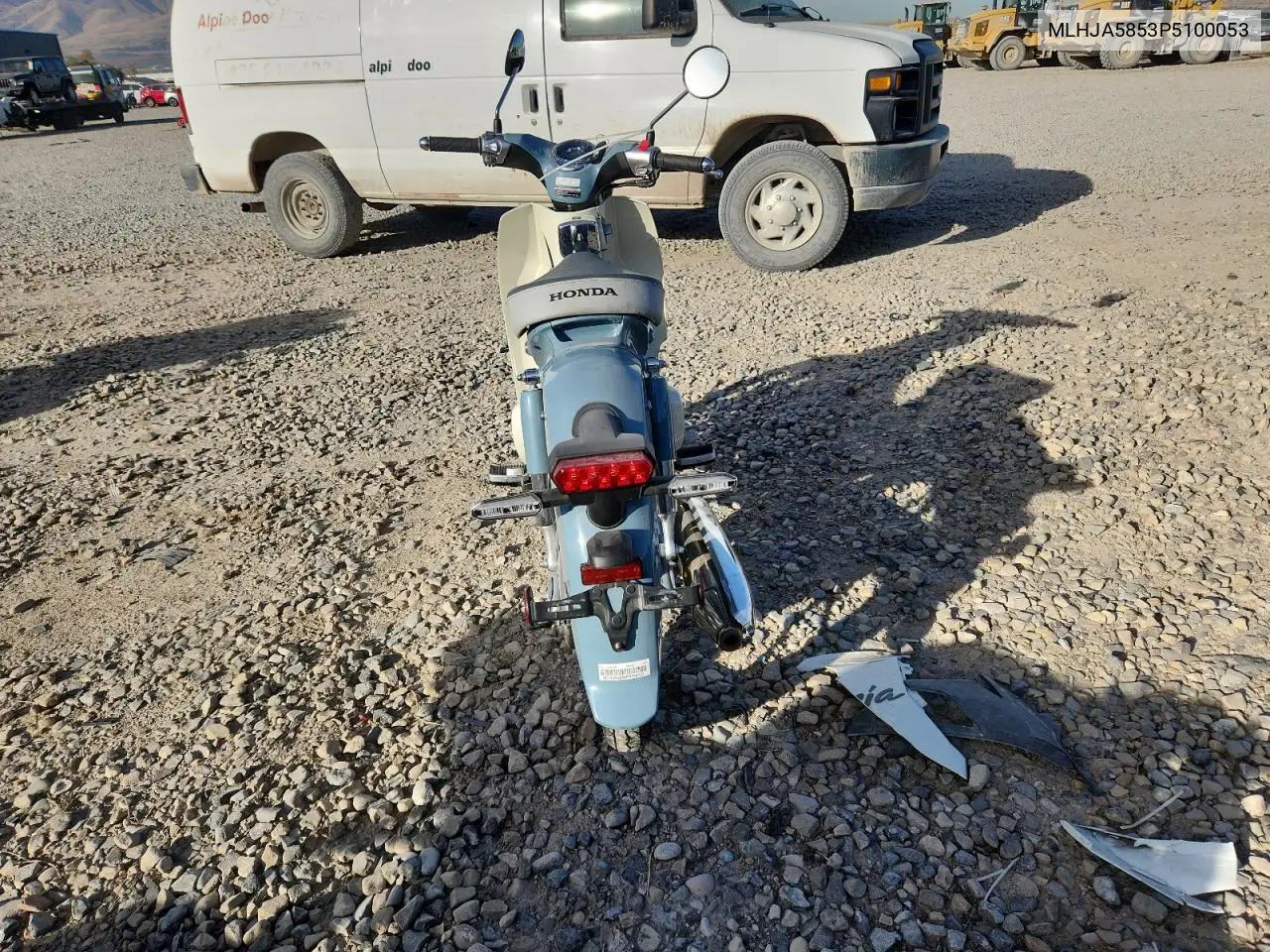 MLHJA5853P5100053 2023 Honda C125 A