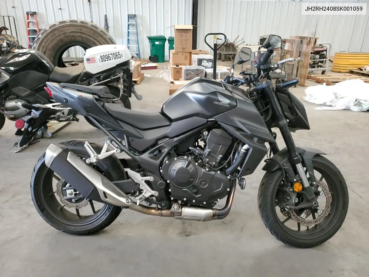 JH2RH2408SK001059 2025 Honda Cb750 A