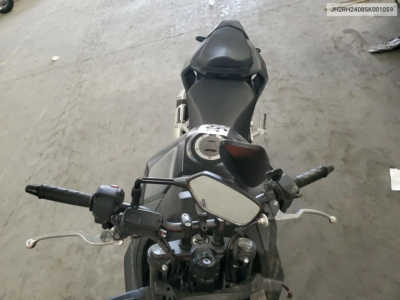 JH2RH2408SK001059 2025 Honda Cb750 A