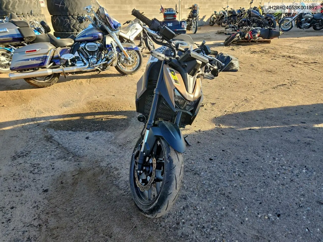 JH2RH2405SK001892 2025 Honda Cb750 A