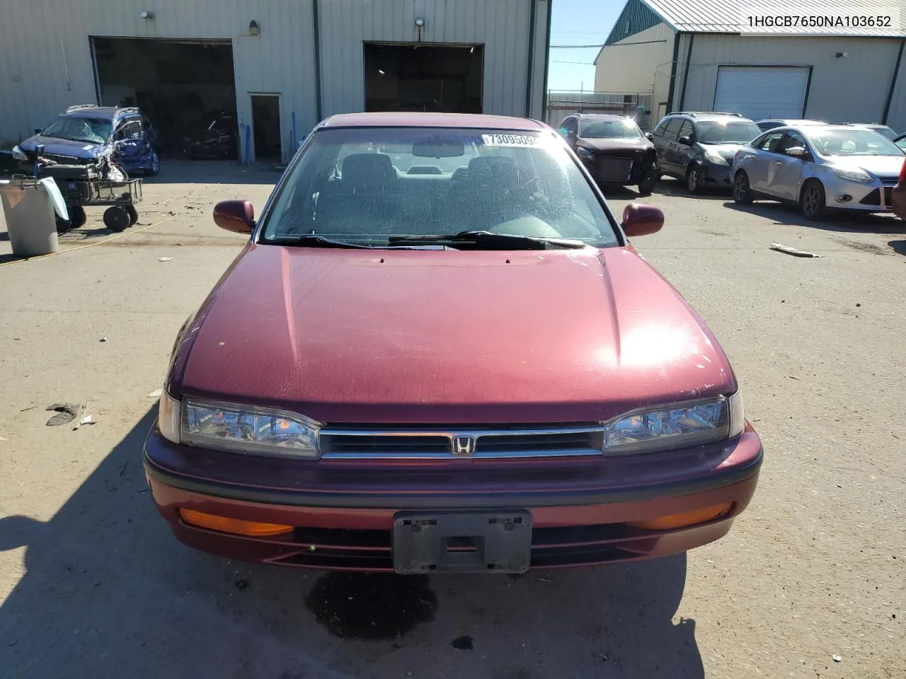 1992 Honda Accord Lx VIN: 1HGCB7650NA103652 Lot: 73095094