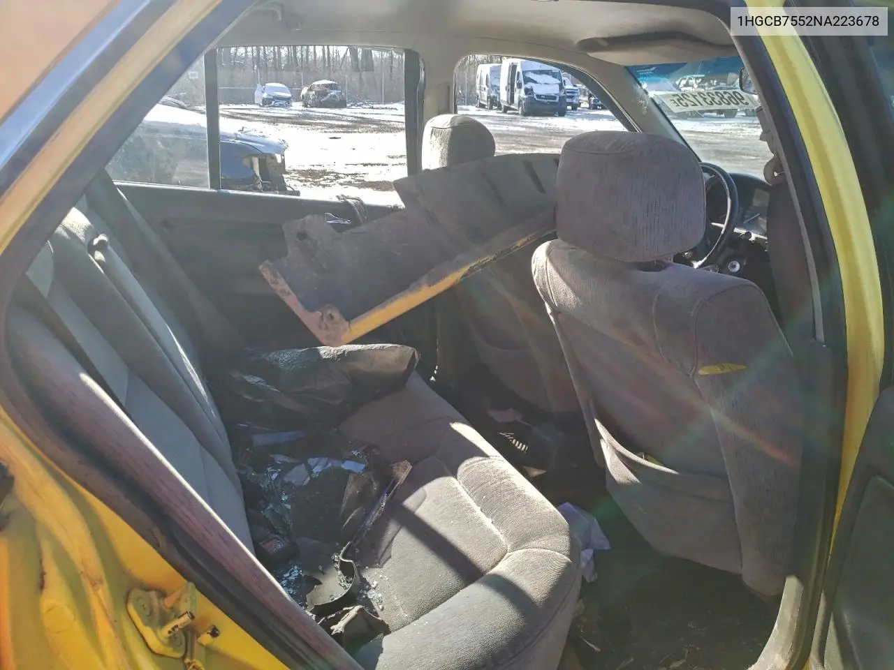 1HGCB7552NA223678 1992 Honda Accord Lx