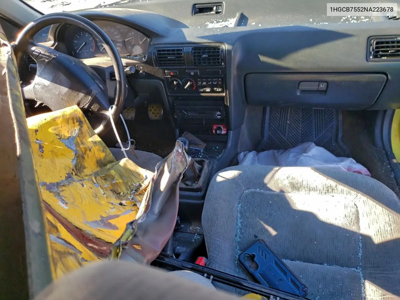 1HGCB7552NA223678 1992 Honda Accord Lx