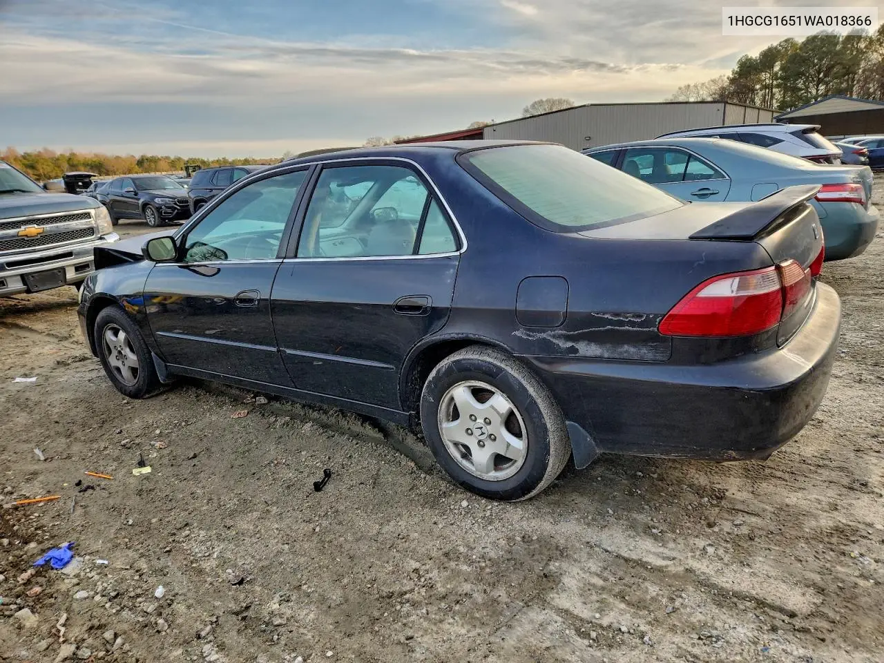 1HGCG1651WA018366 1998 Honda Accord Ex