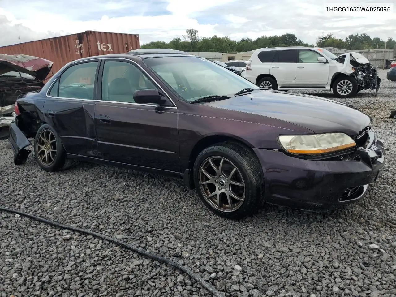 1HGCG1650WA025096 1998 Honda Accord Ex