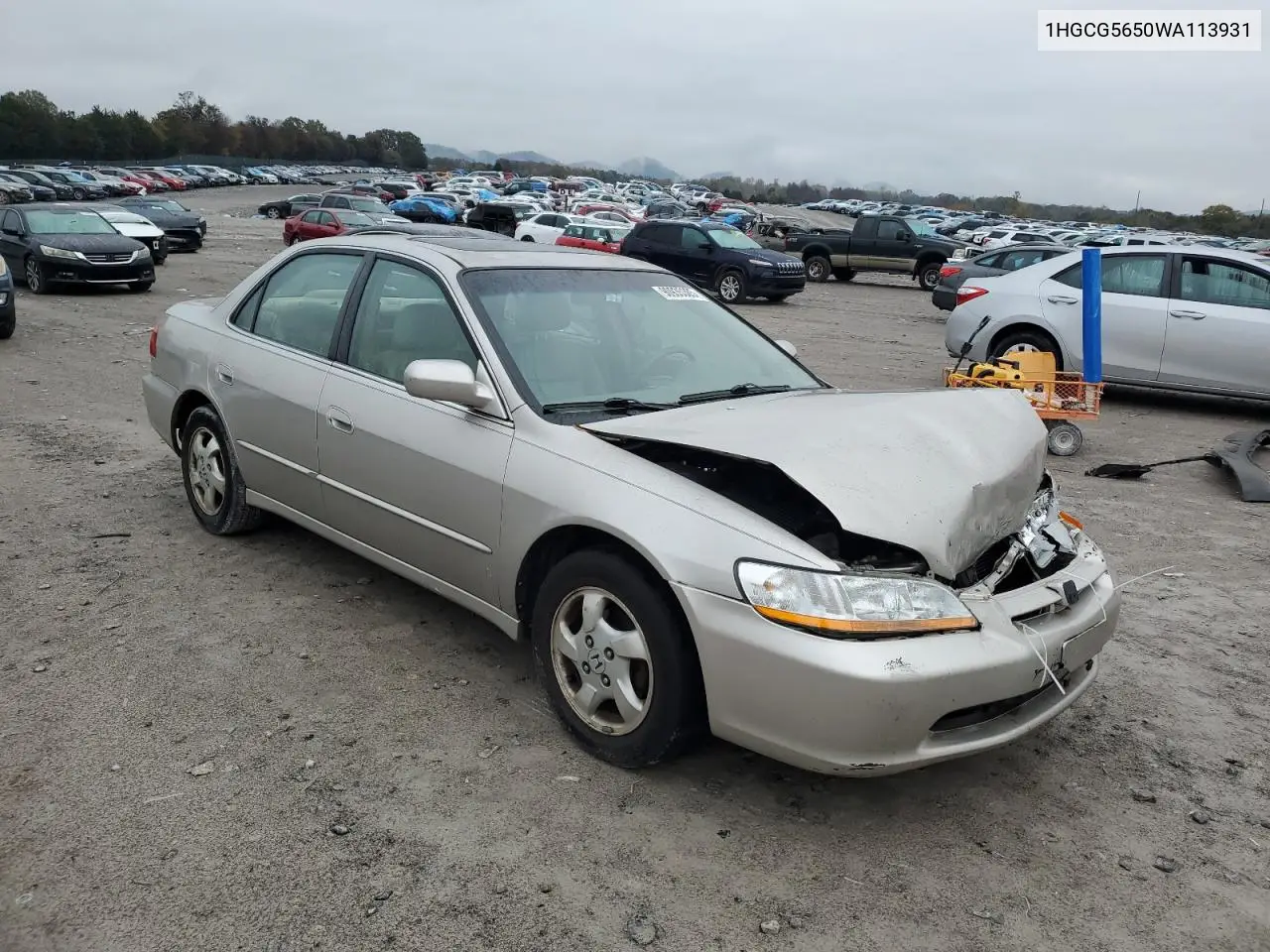 1HGCG5650WA113931 1998 Honda Accord Ex