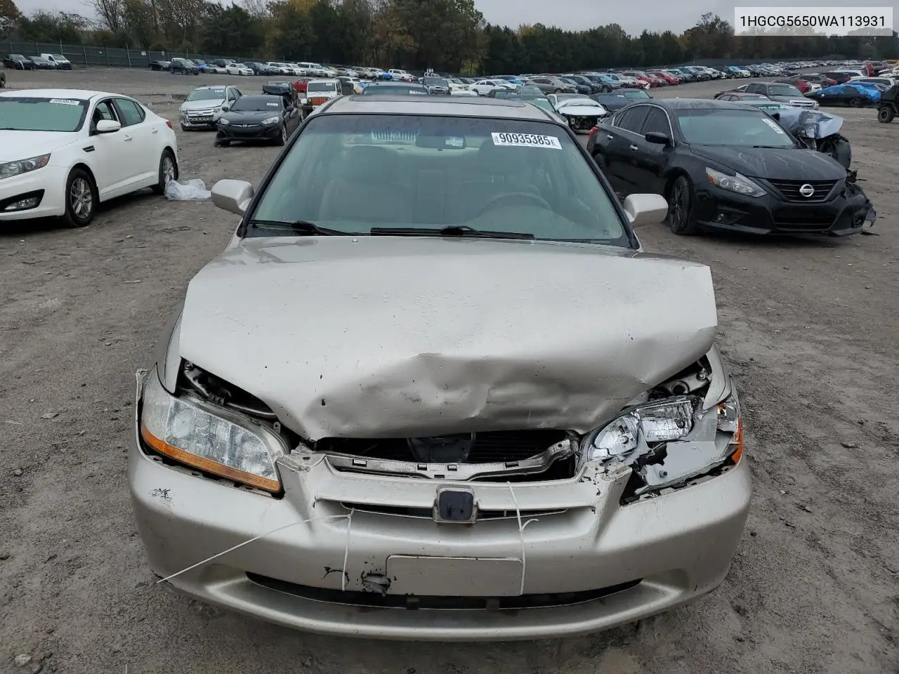 1HGCG5650WA113931 1998 Honda Accord Ex