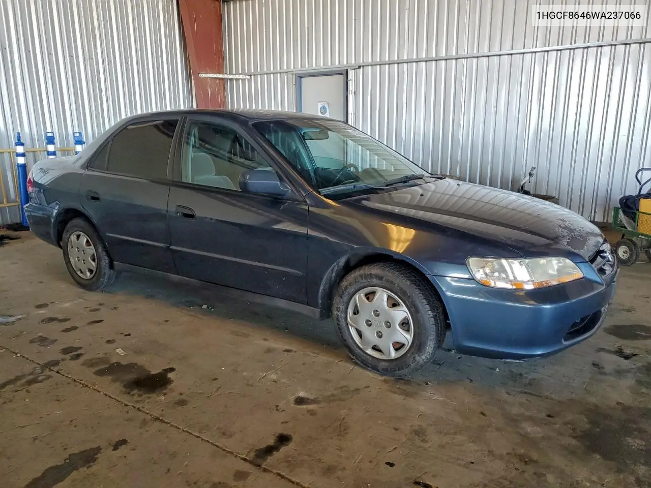 1HGCF8646WA237066 1998 Honda Accord Dx